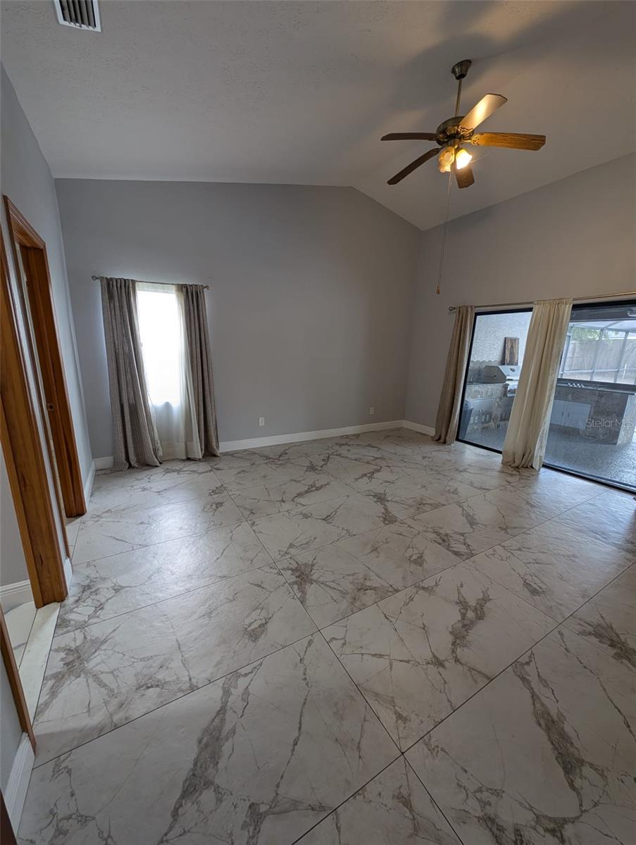 2106 Whitlock Pl Property Photo 13