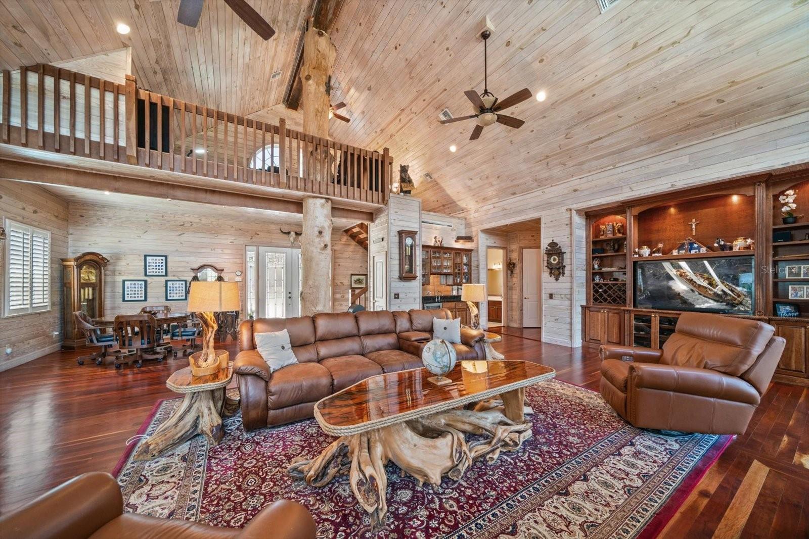 7650 N Whippoorwill Ter Property Photo 4