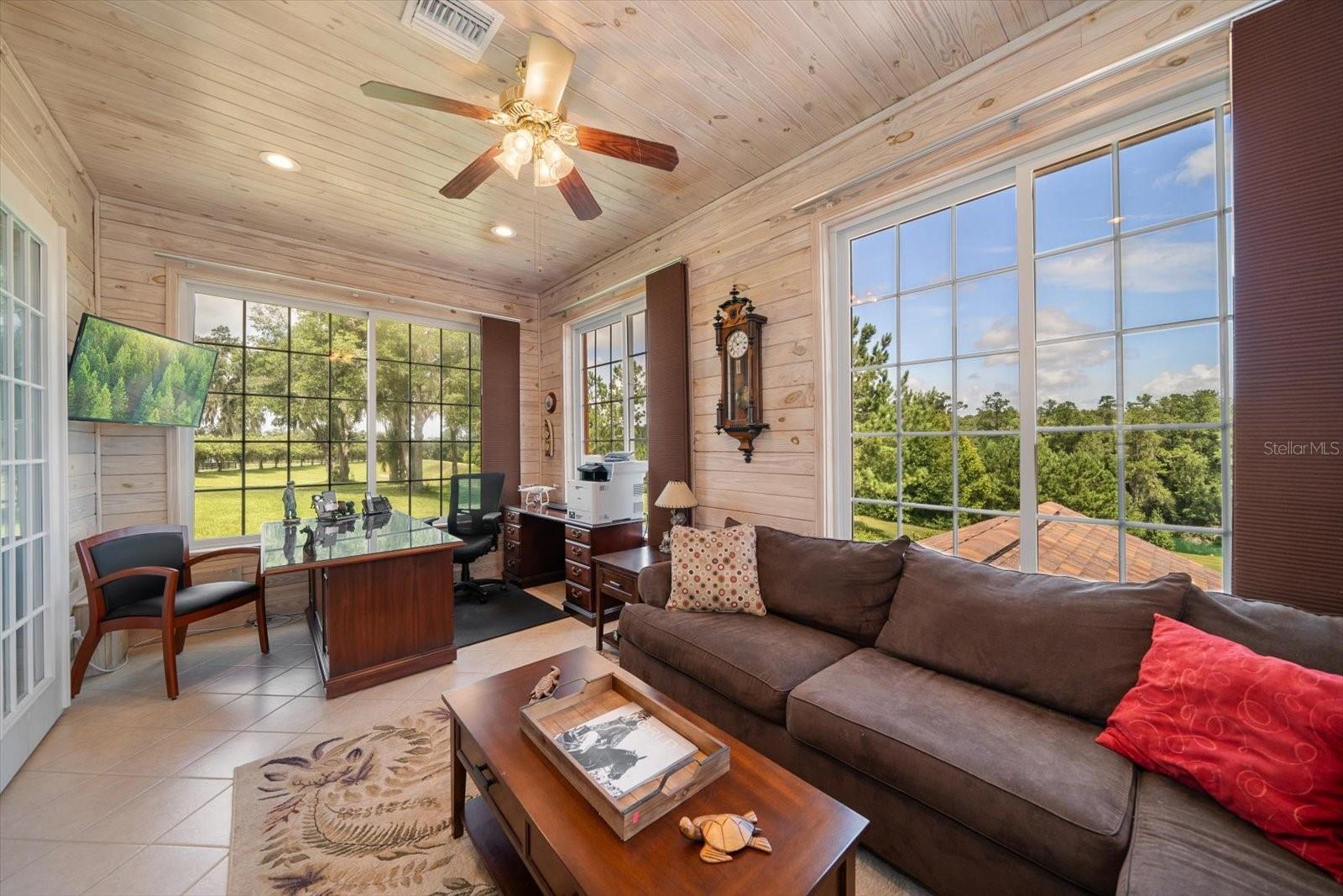 7650 N Whippoorwill Ter Property Photo 16