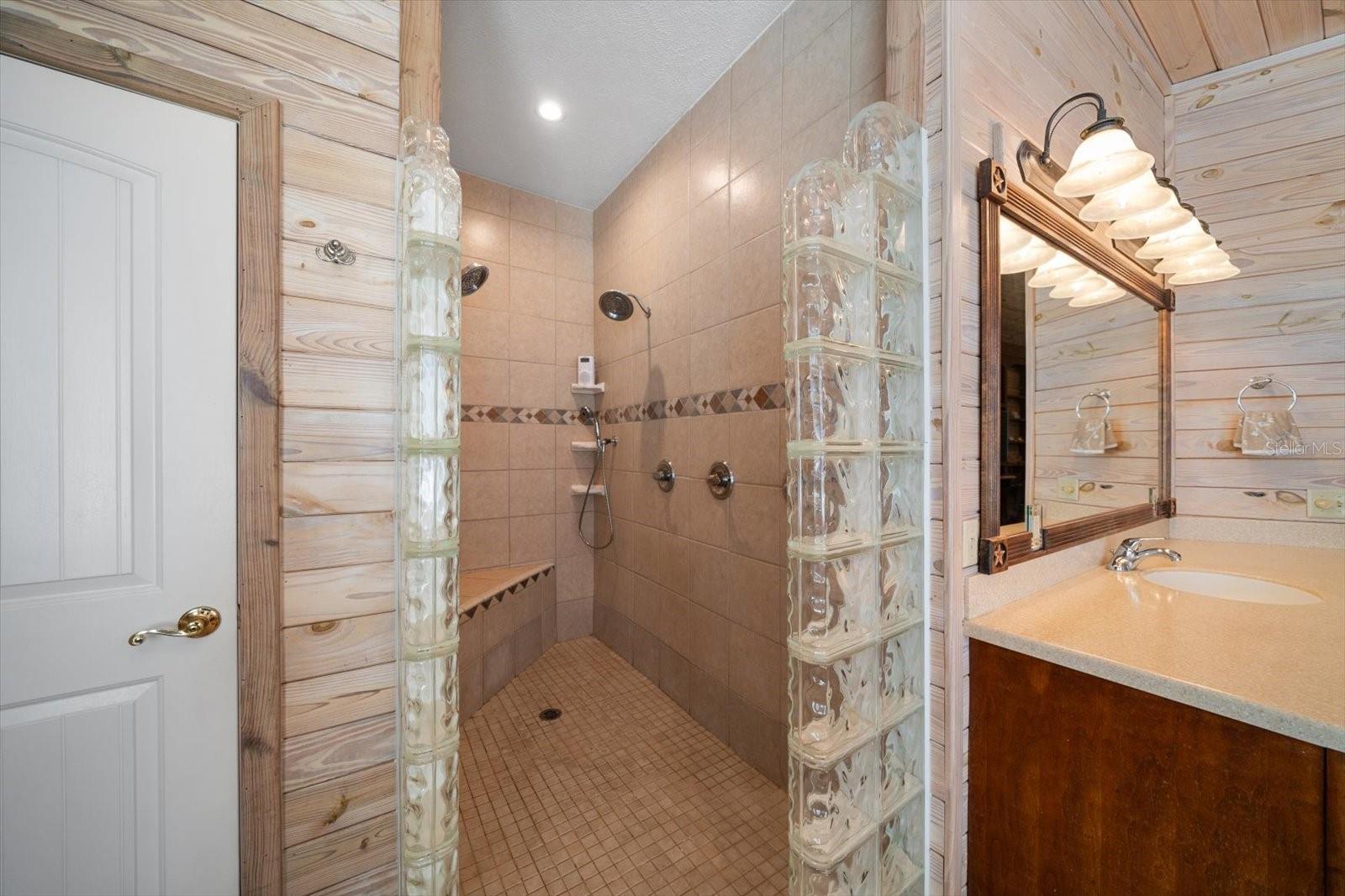 7650 N Whippoorwill Ter Property Photo 20