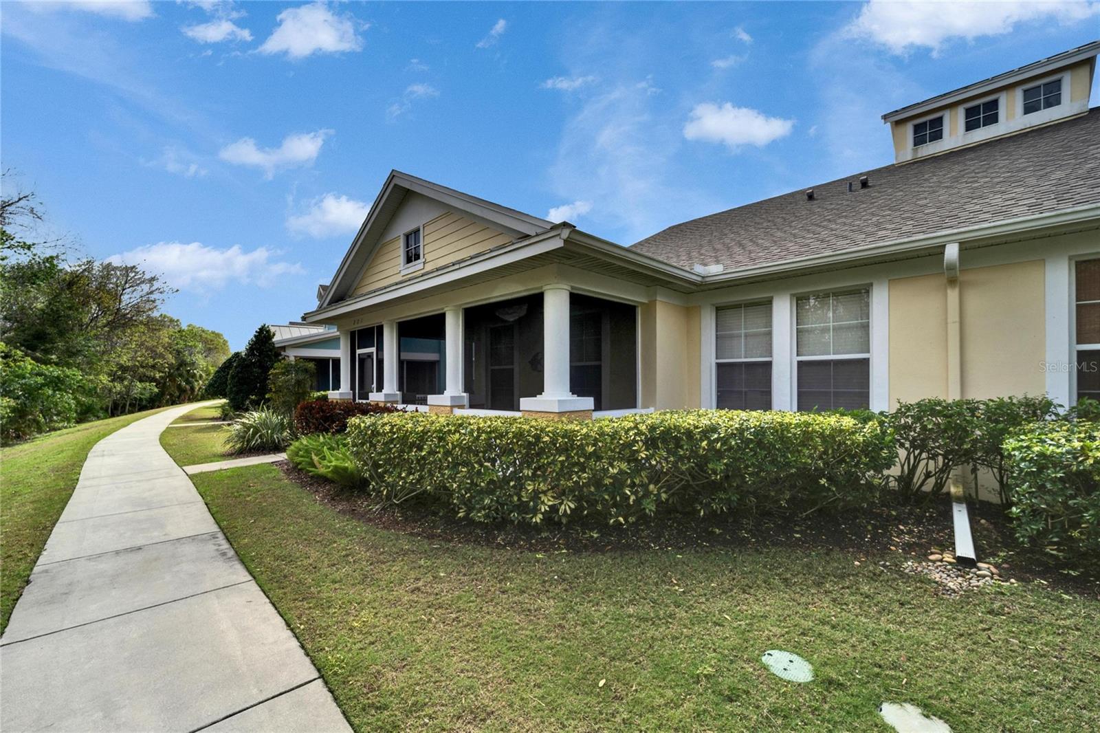 221 Sela Cove Cir Property Photo 1