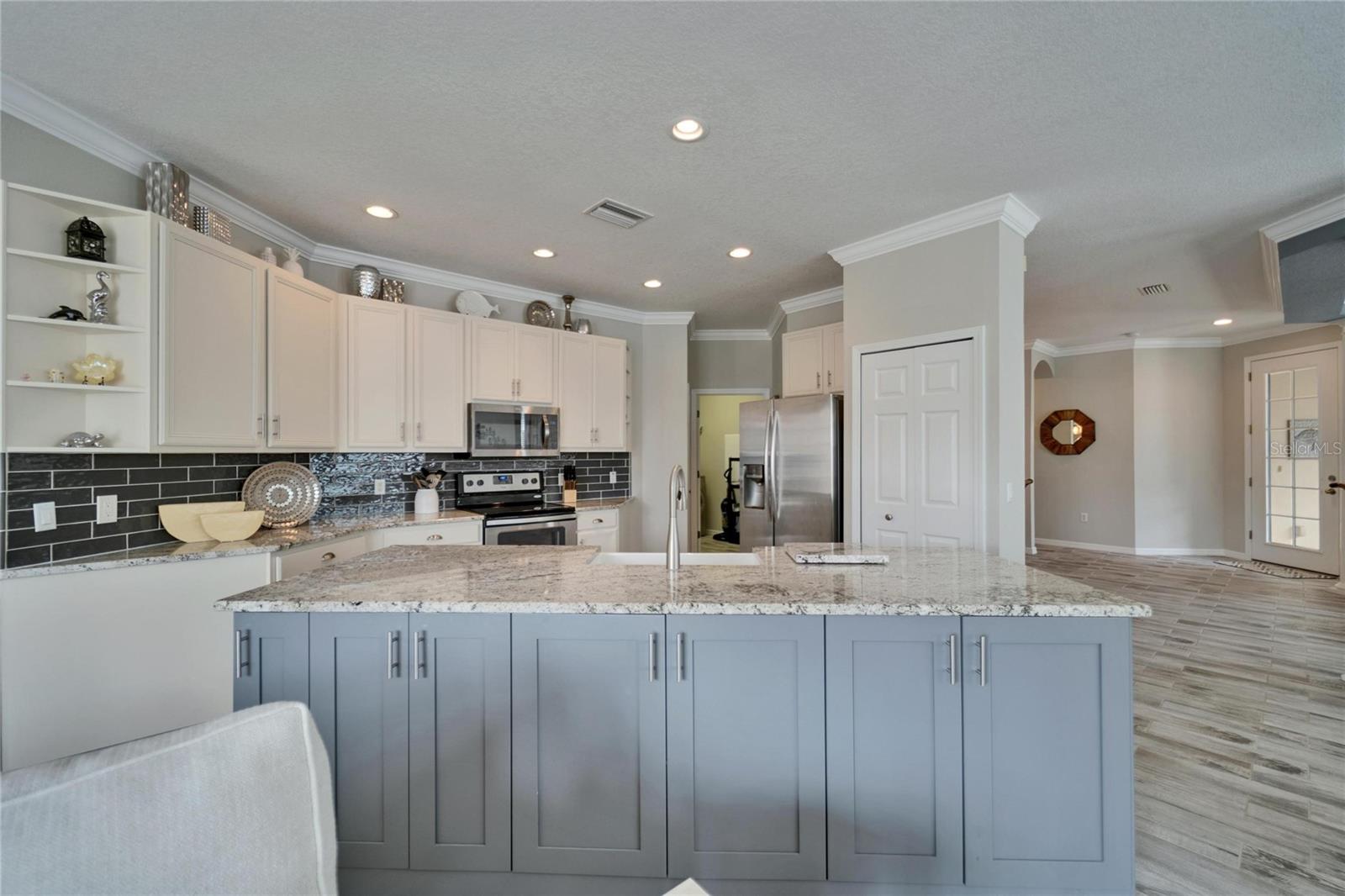 221 Sela Cove Cir Property Photo 14