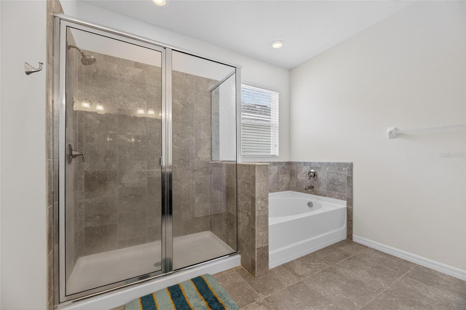 6309 Shadowlake Dr Property Photo 21
