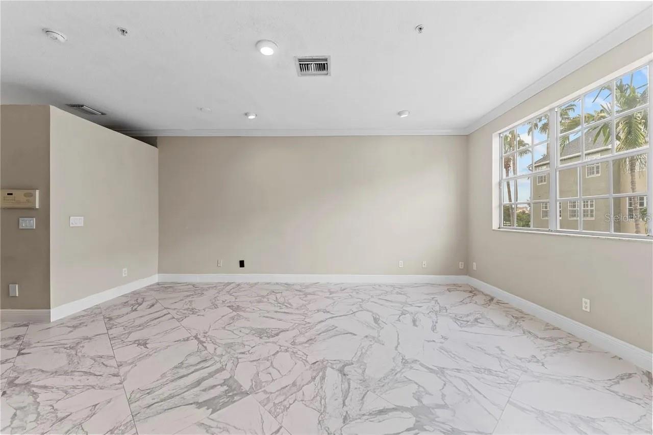 1437 Harbour Walk Rd Property Photo 17