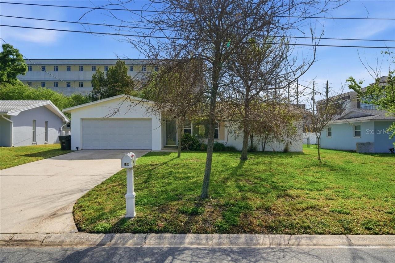 140 Patlin Cir E Property Photo 3