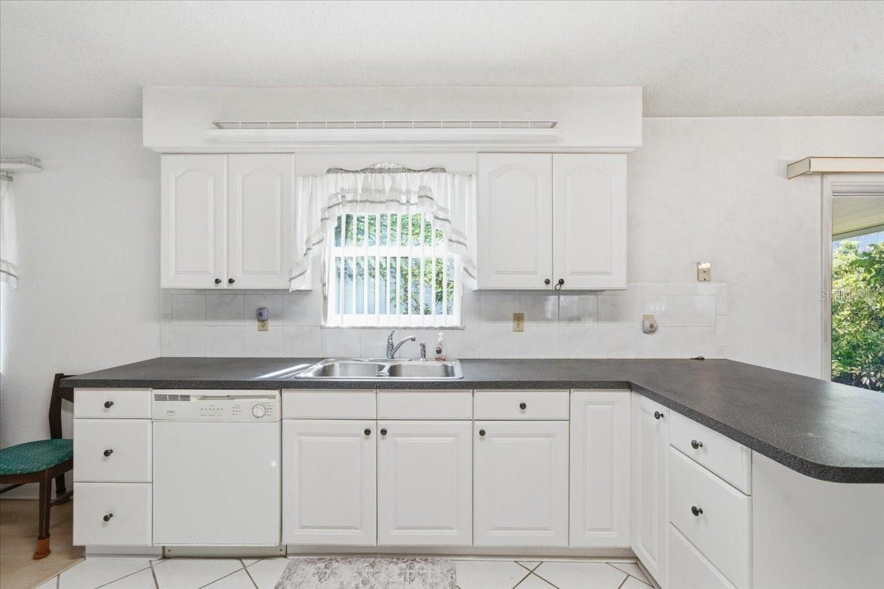 140 Patlin Cir E Property Photo 13
