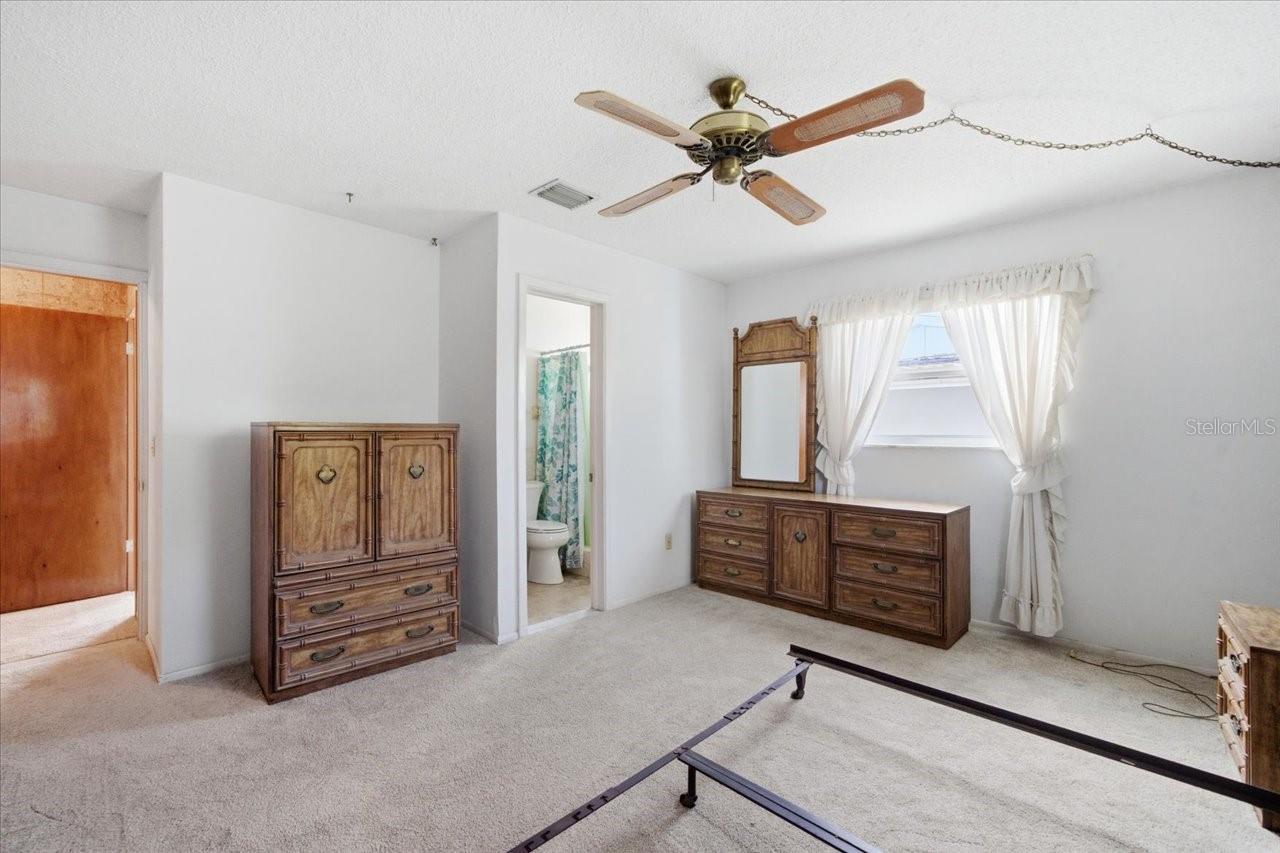 140 Patlin Cir E Property Photo 24