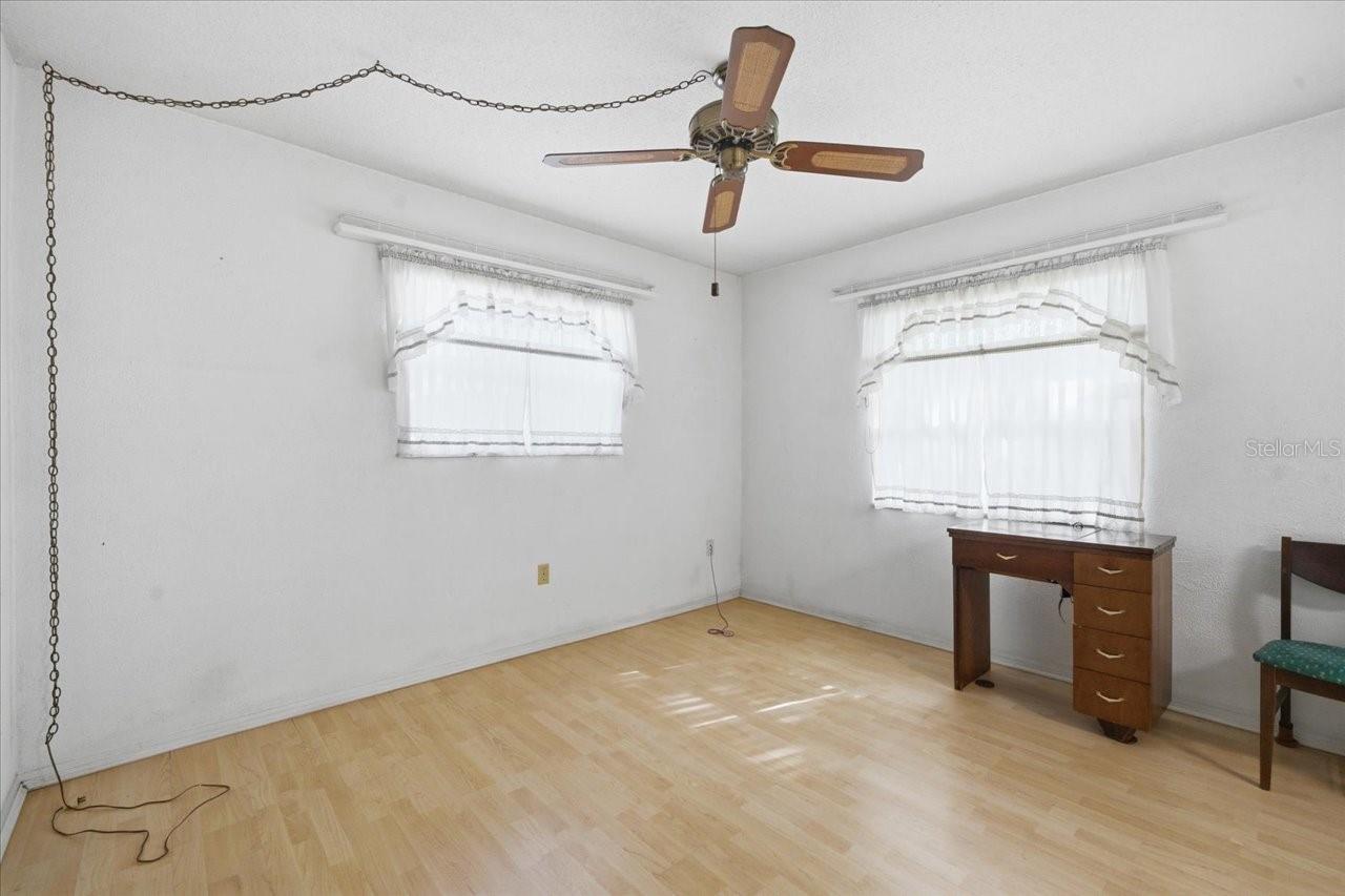 140 Patlin Cir E Property Photo 29