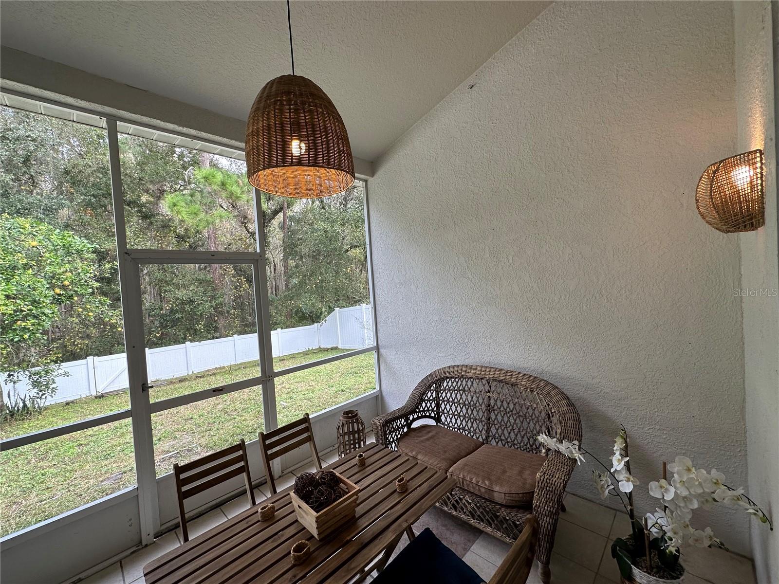 29651 Birds Eye Dr Property Photo 5