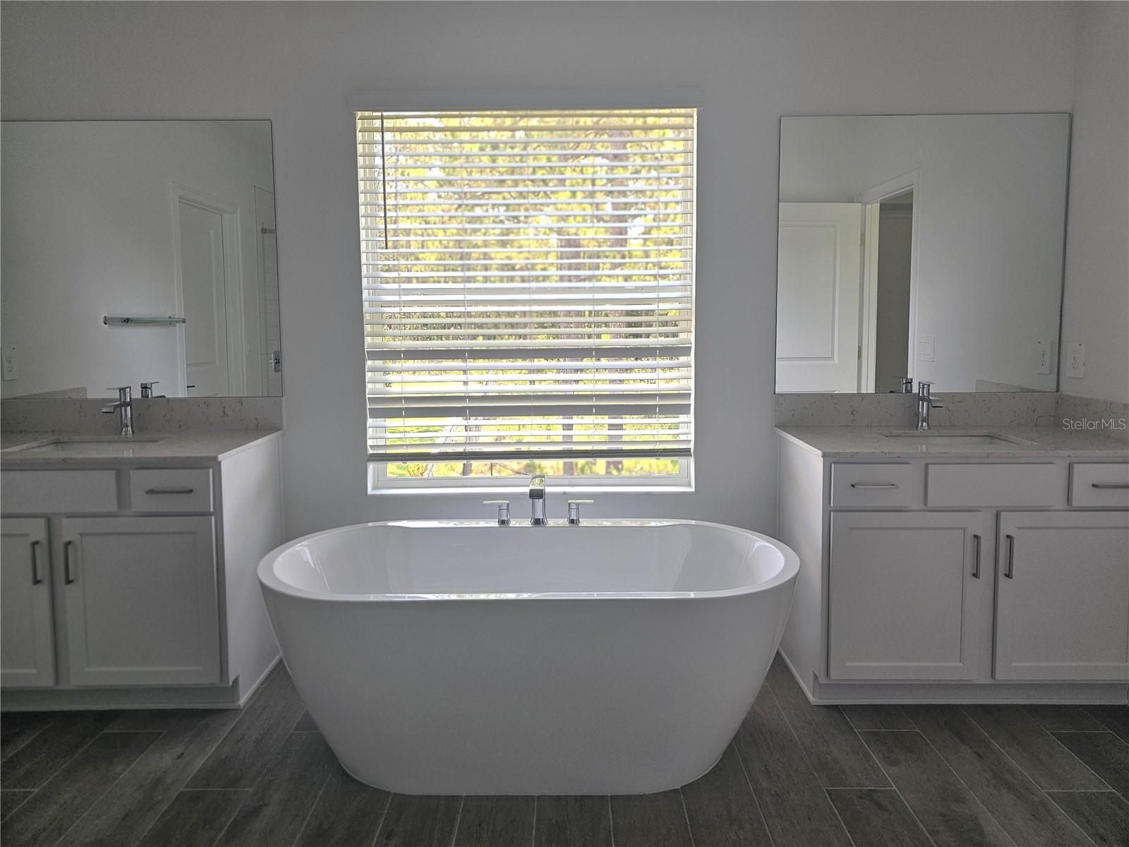 18271 Pearl View Pl Property Photo 33