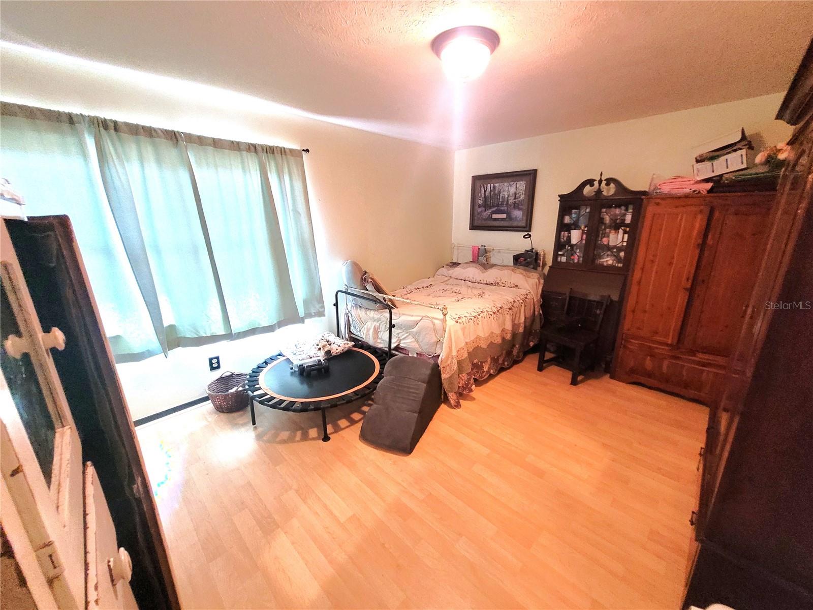 5203 Presidential St Property Photo 10