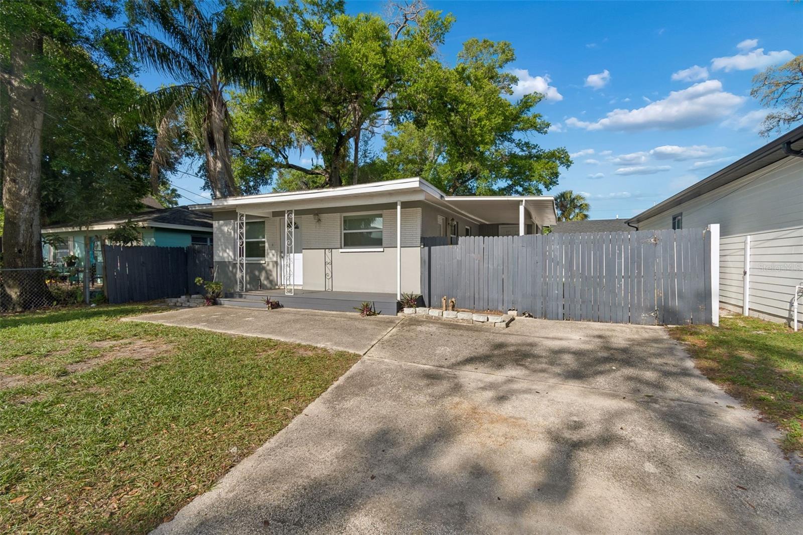 6710 N Harer St Property Photo 7