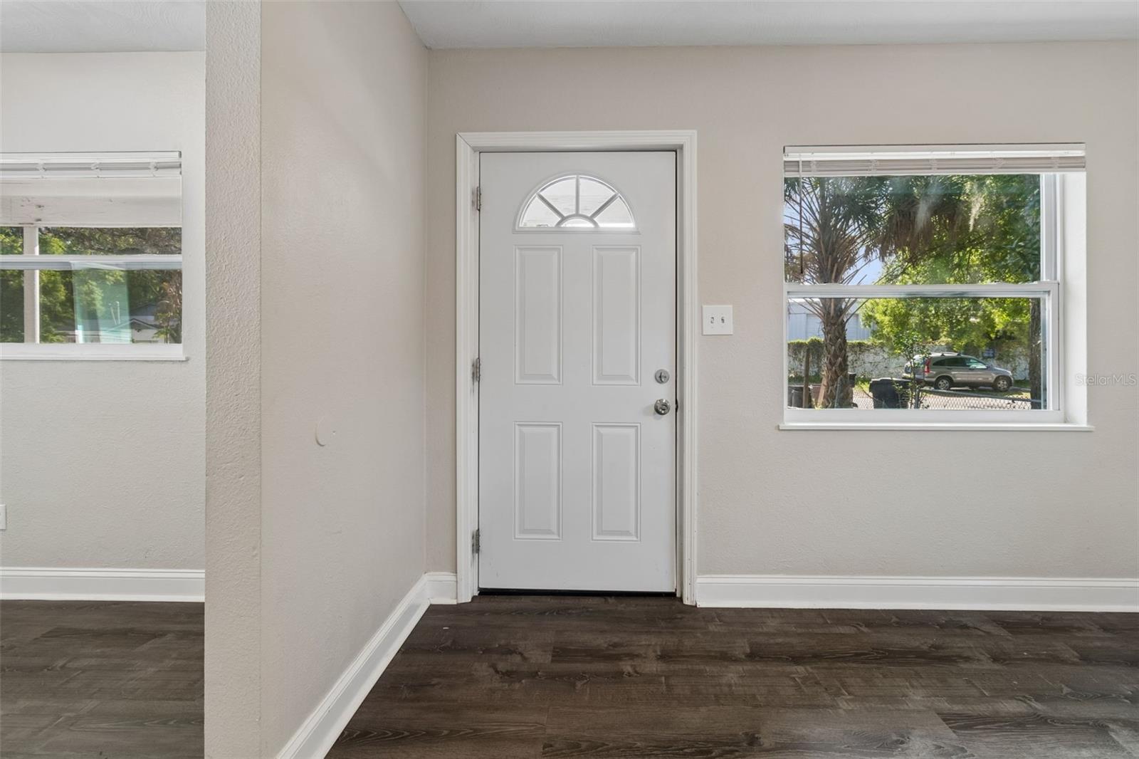 6710 N Harer St Property Photo 12