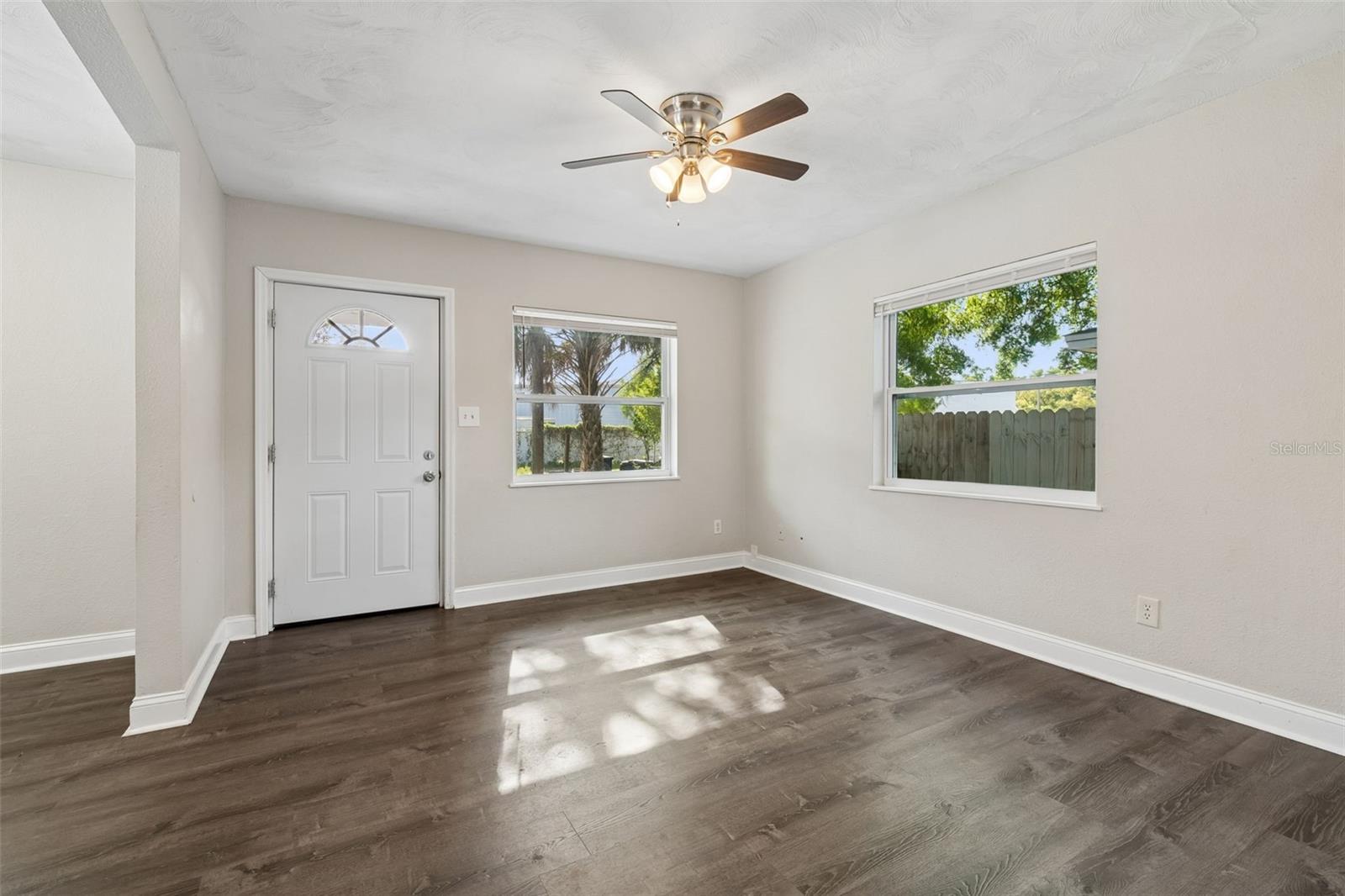 6710 N Harer St Property Photo 16