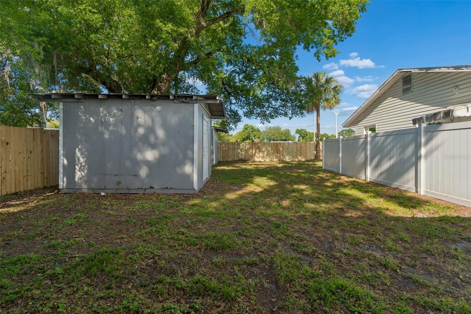 6710 N Harer St Property Photo 47