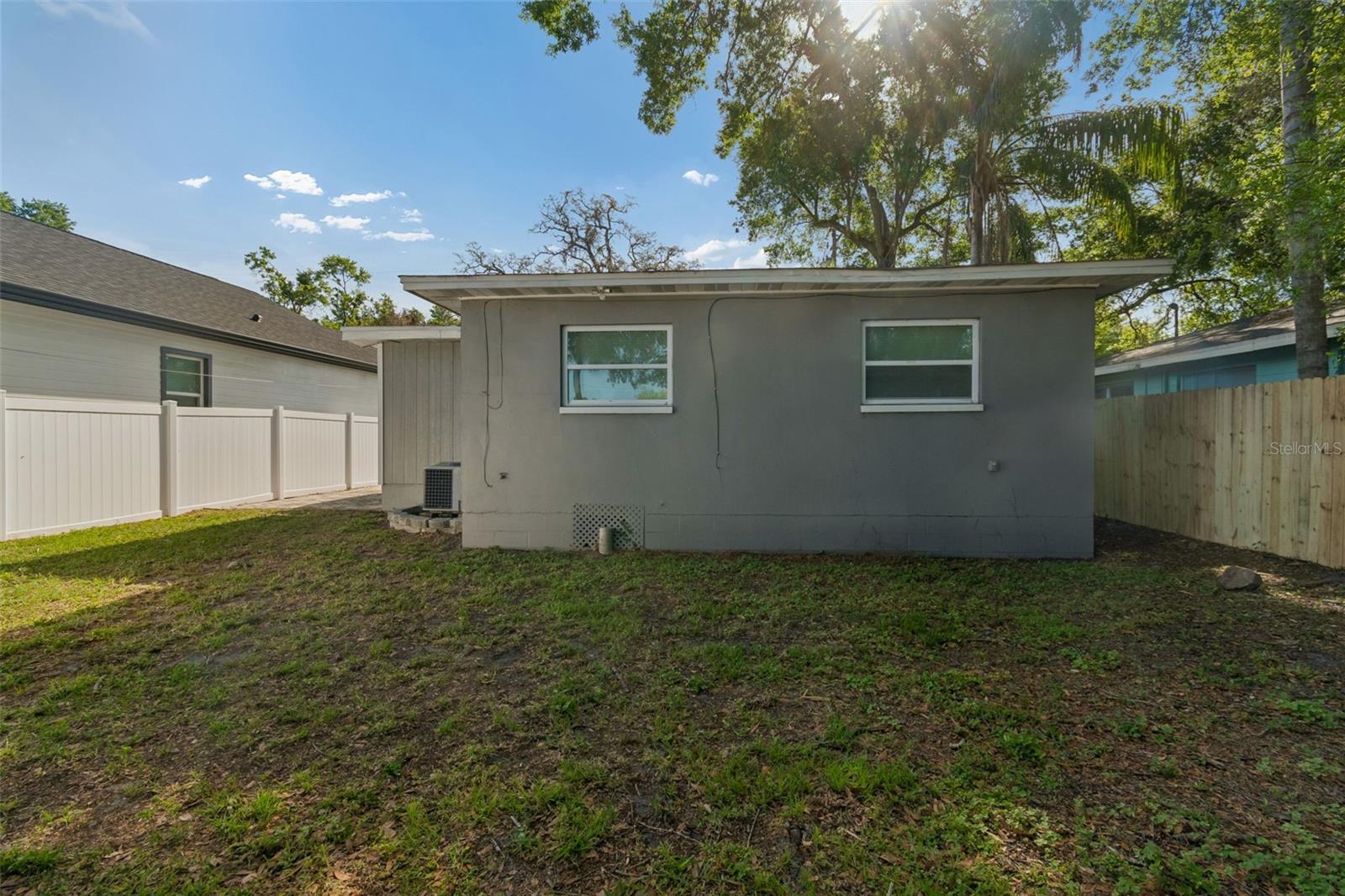 6710 N Harer St Property Photo 55