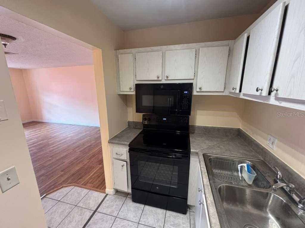 660 62nd Ave N #1204 Property Photo 3