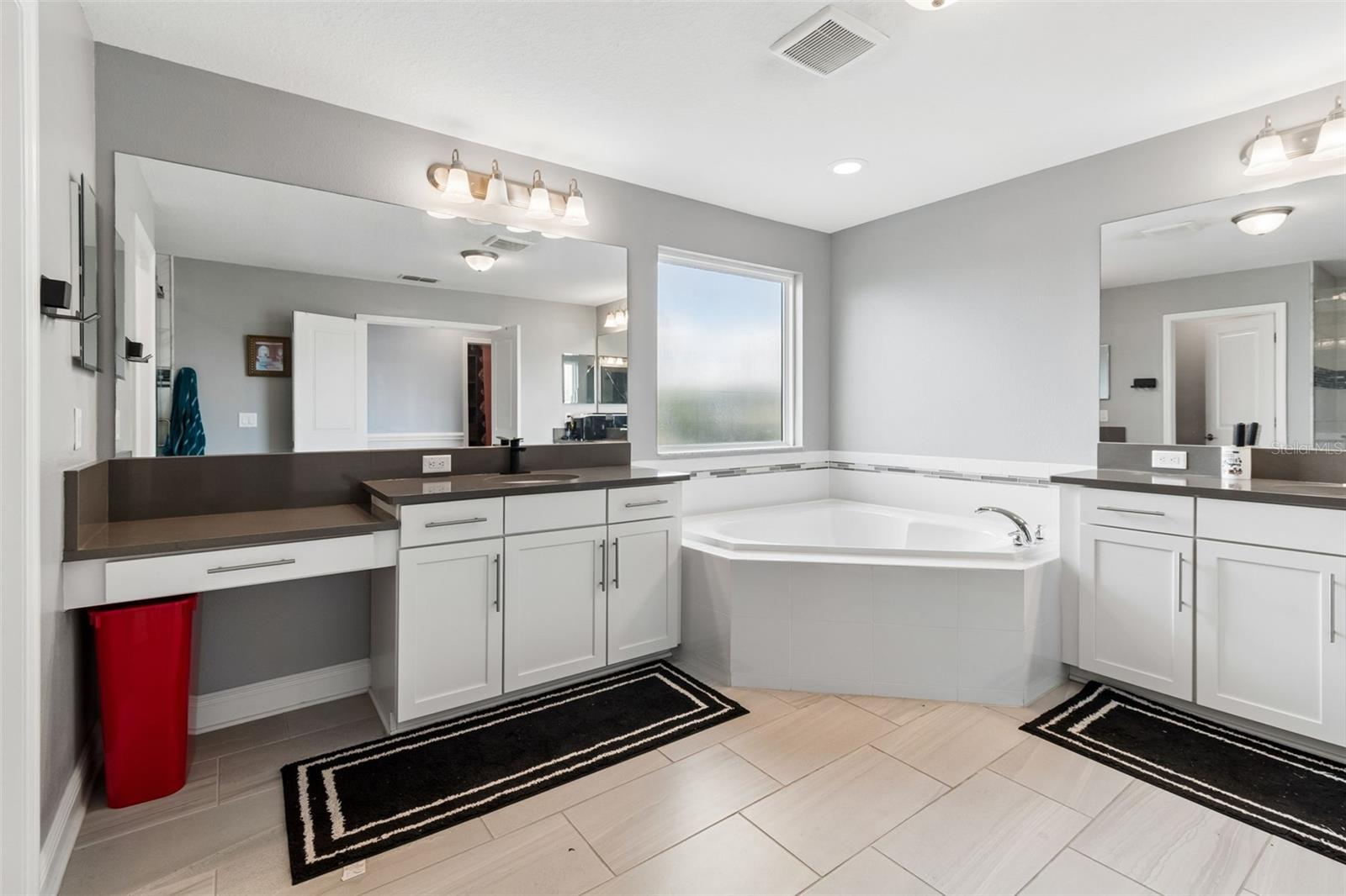 10316 Clover Pine Dr Property Photo 60