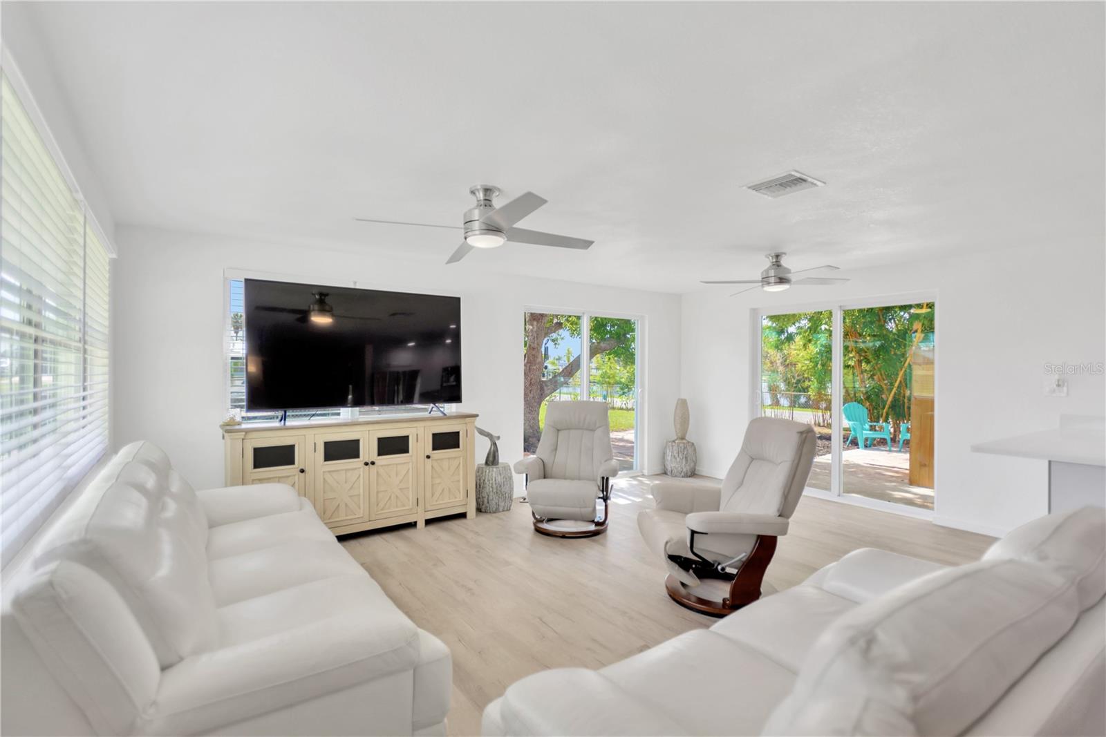 13724 Cox Ave Property Photo 13