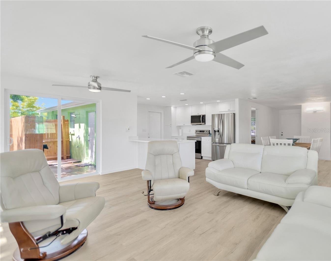 13724 Cox Ave Property Photo 14