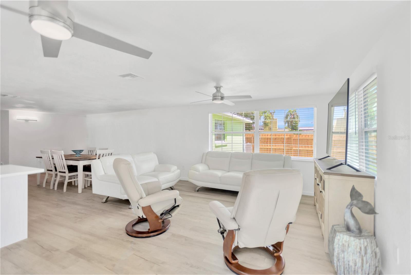 13724 Cox Ave Property Photo 15