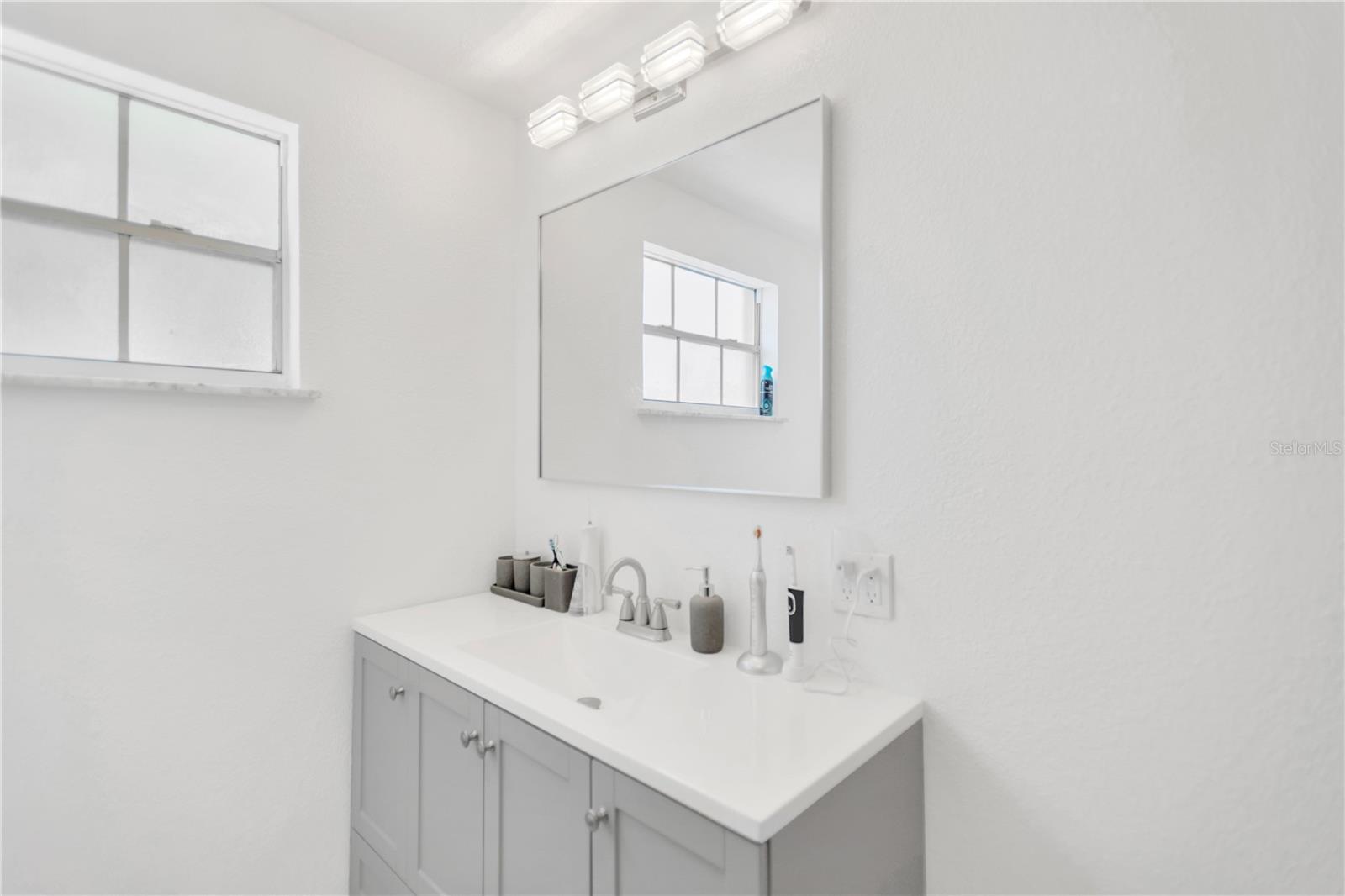 13724 Cox Ave Property Photo 25