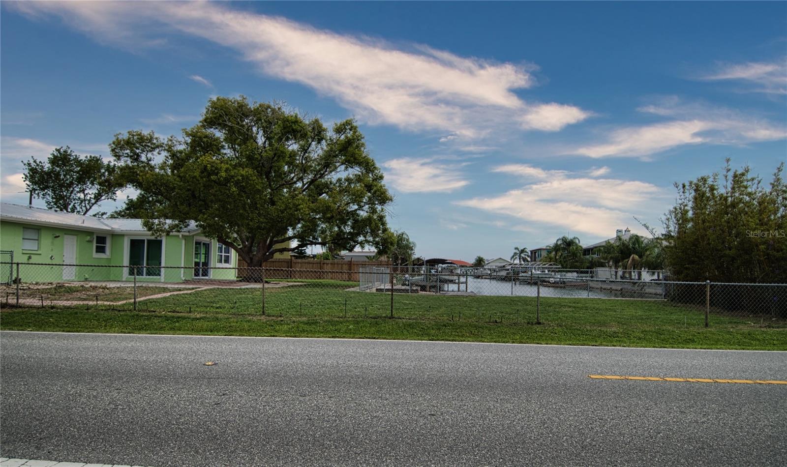 13724 Cox Ave Property Photo 29