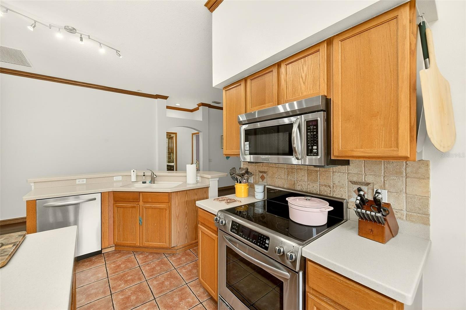 2927 Hickory Grove Dr Property Photo 16