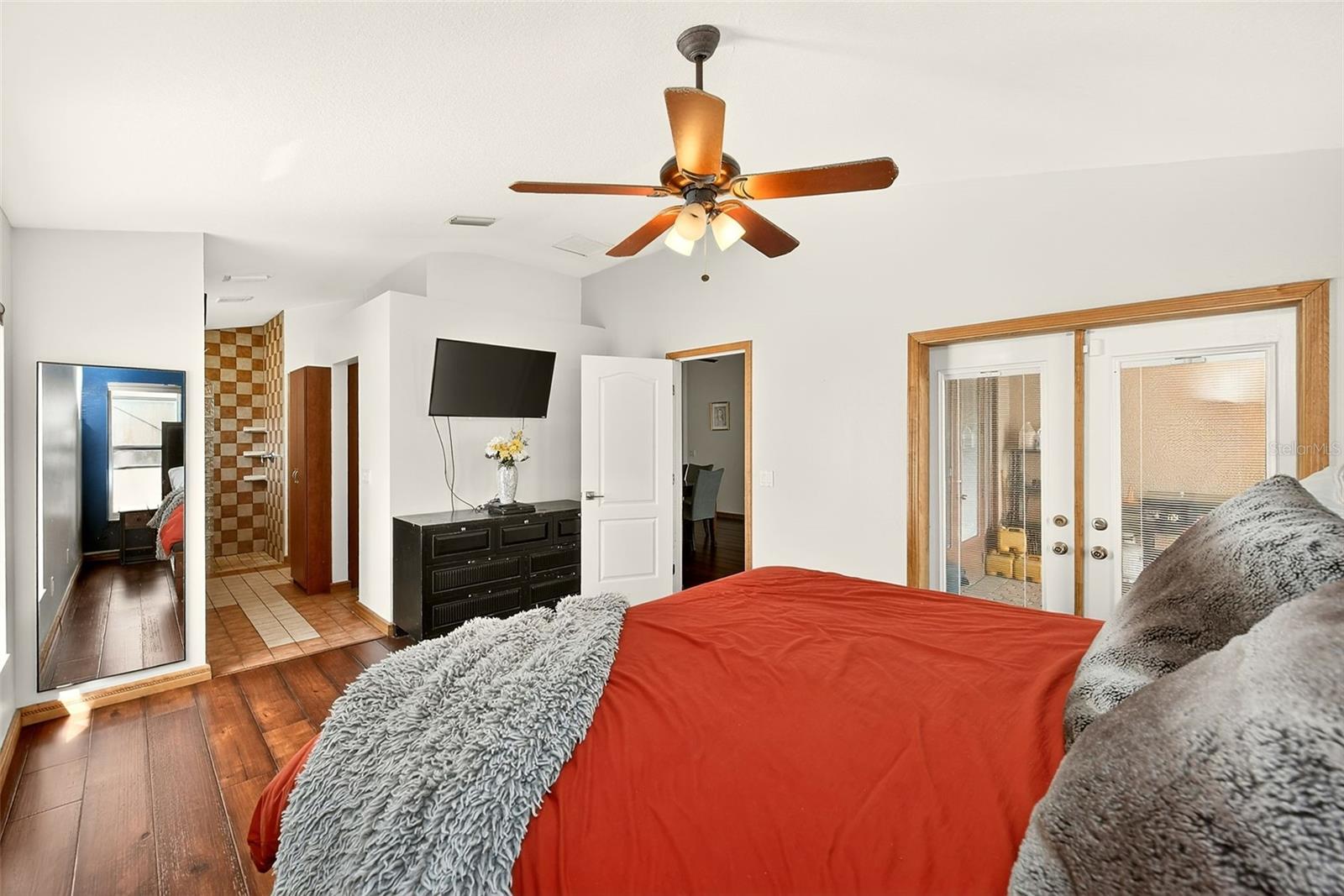 2927 Hickory Grove Dr Property Photo 24