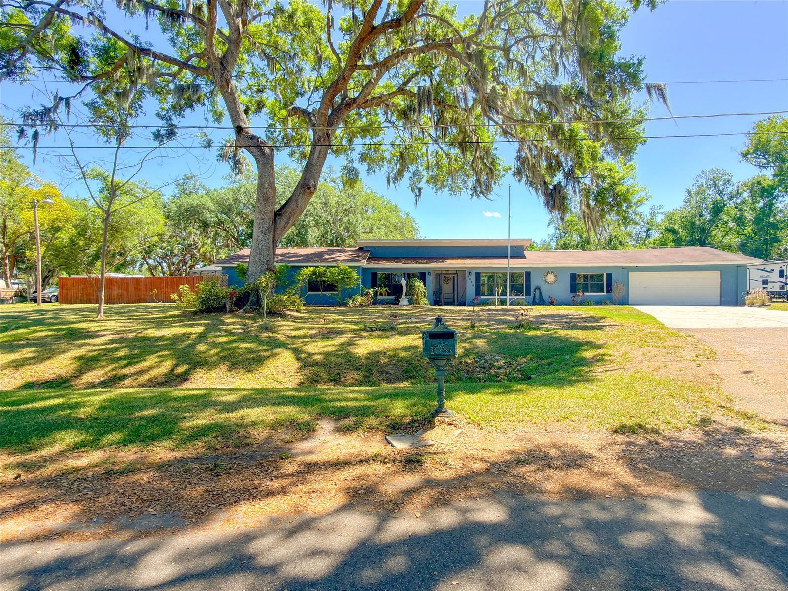 8818 Mathog Rd Property Photo 1