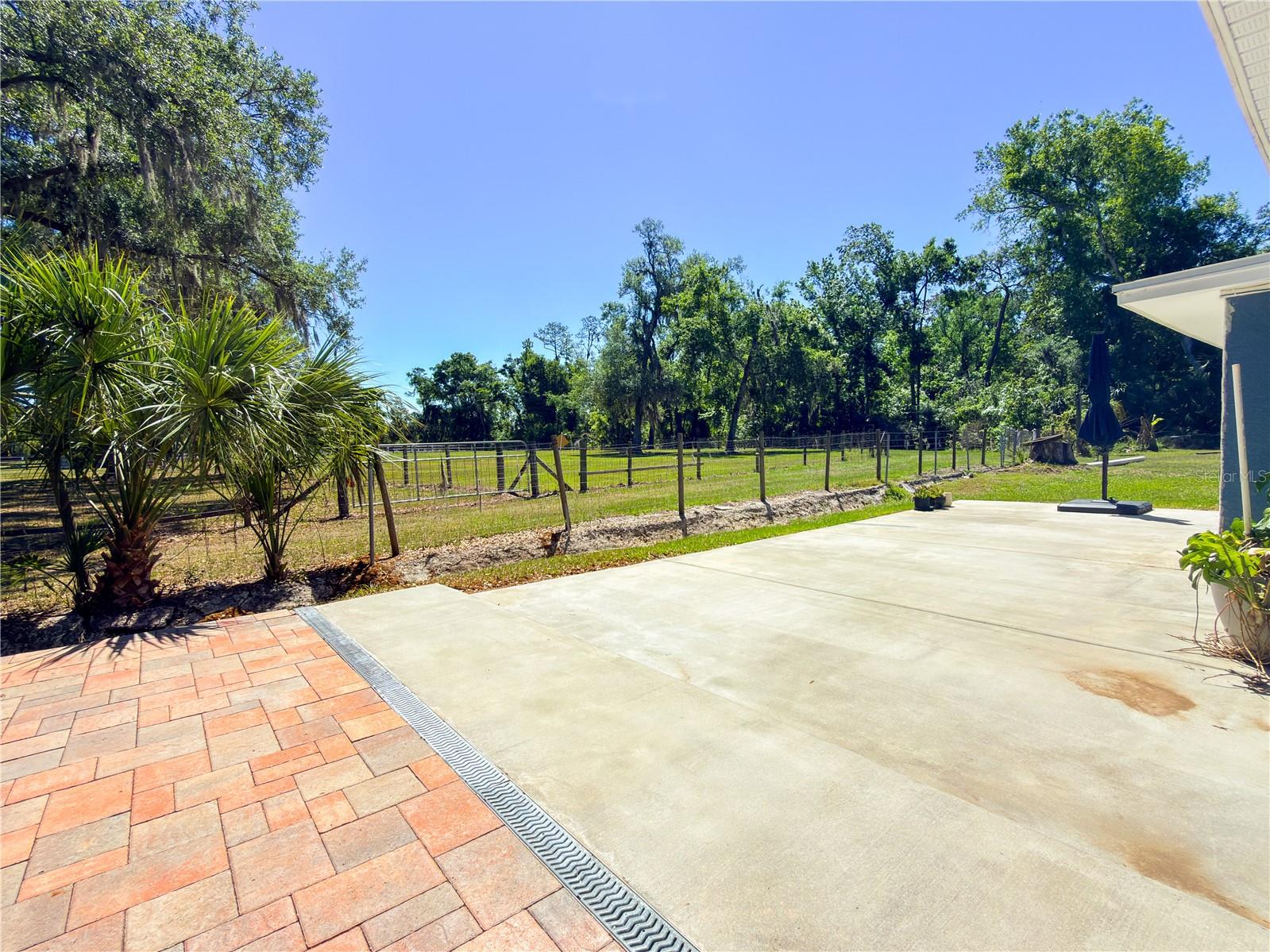 8818 Mathog Rd Property Photo 10