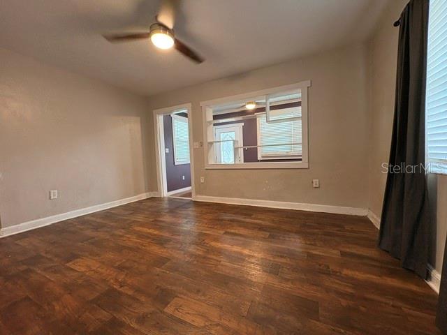1002 Oakhill St Property Photo 3