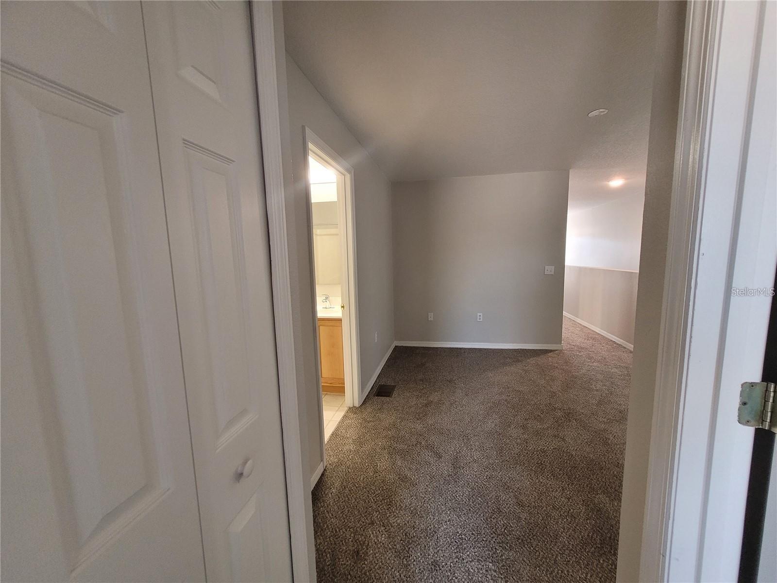 3805 Exeter Ln Property Photo 33