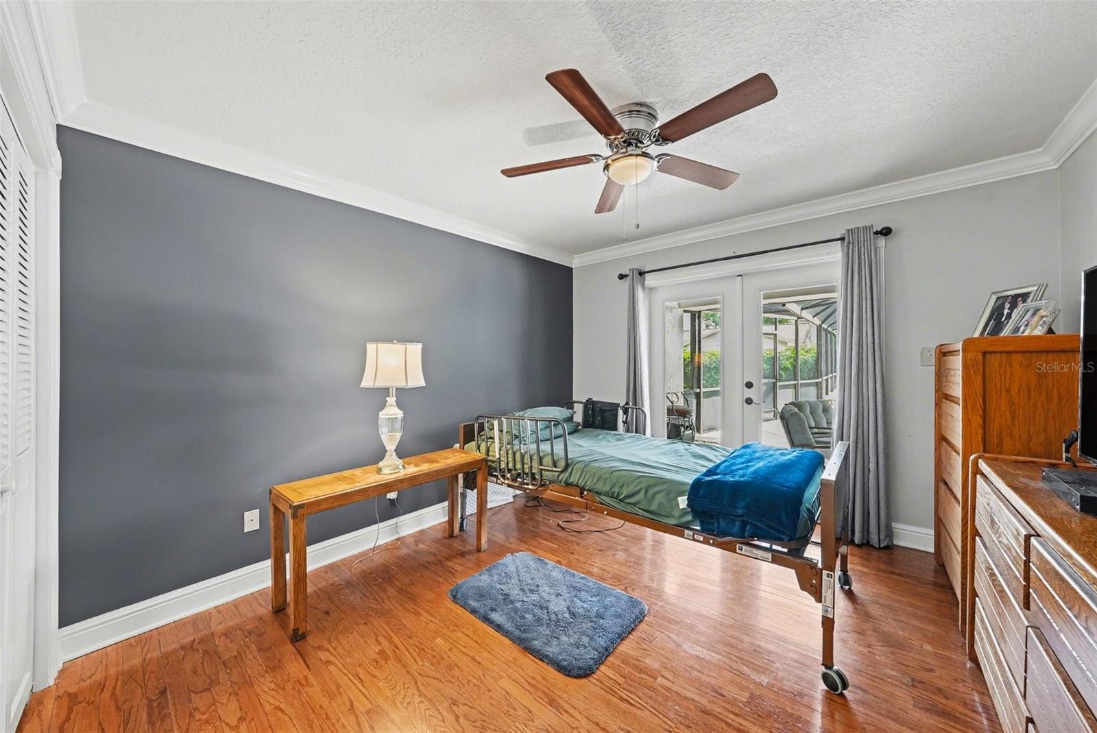 1009 Morfield Ln Property Photo 17
