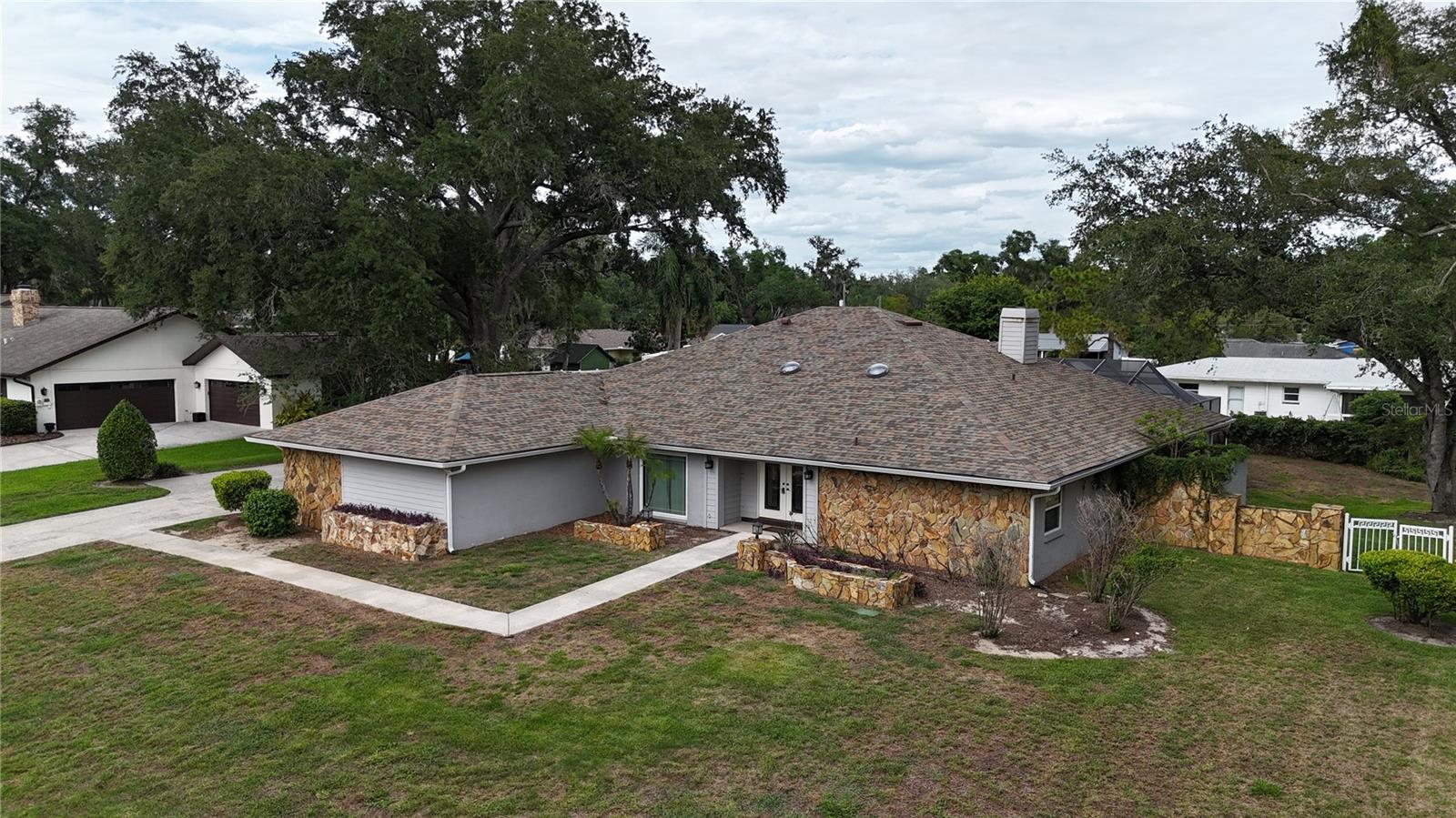 1009 Morfield Ln Property Photo 34