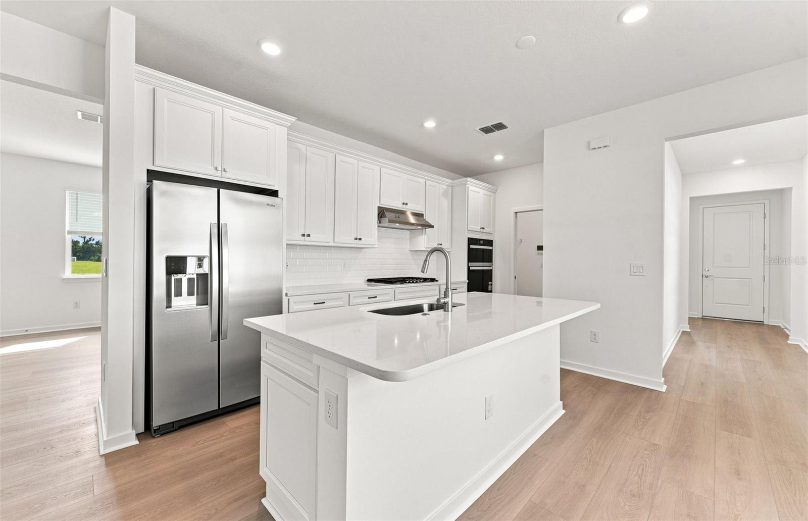 14753 Sunlit Cir Property Photo 3