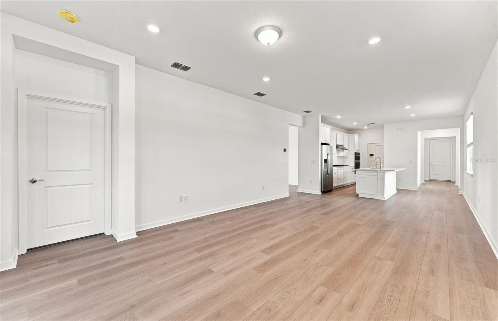 14753 Sunlit Cir Property Photo 8