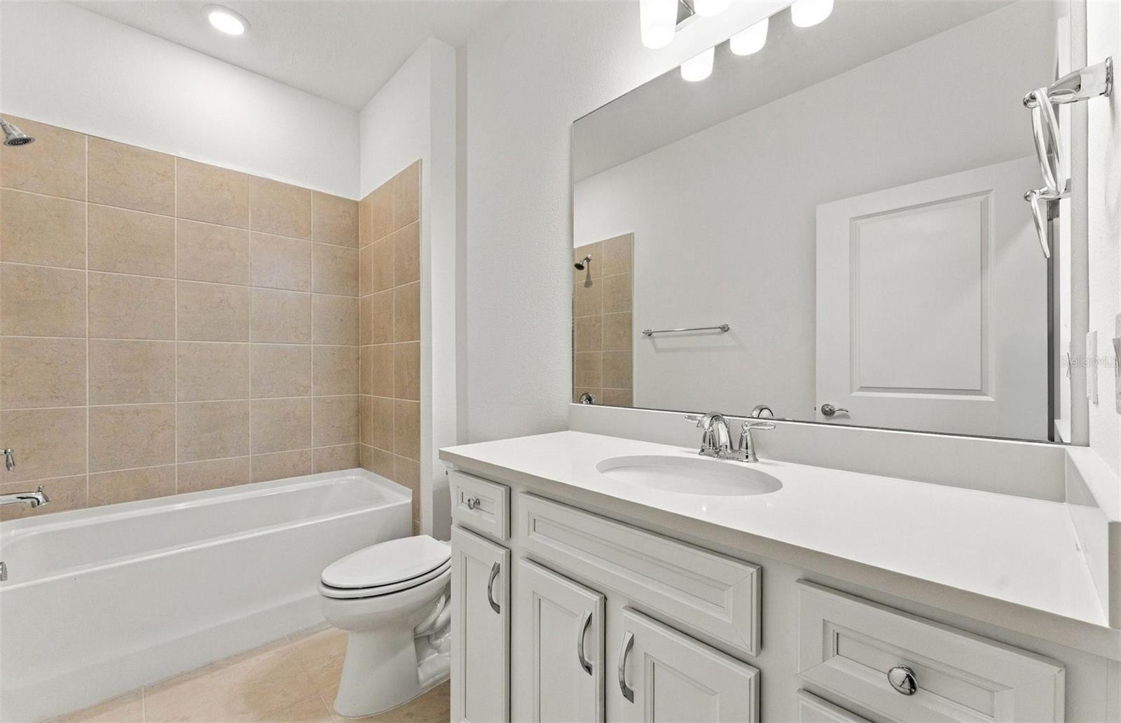 15029 Sunbeam St Property Photo 12