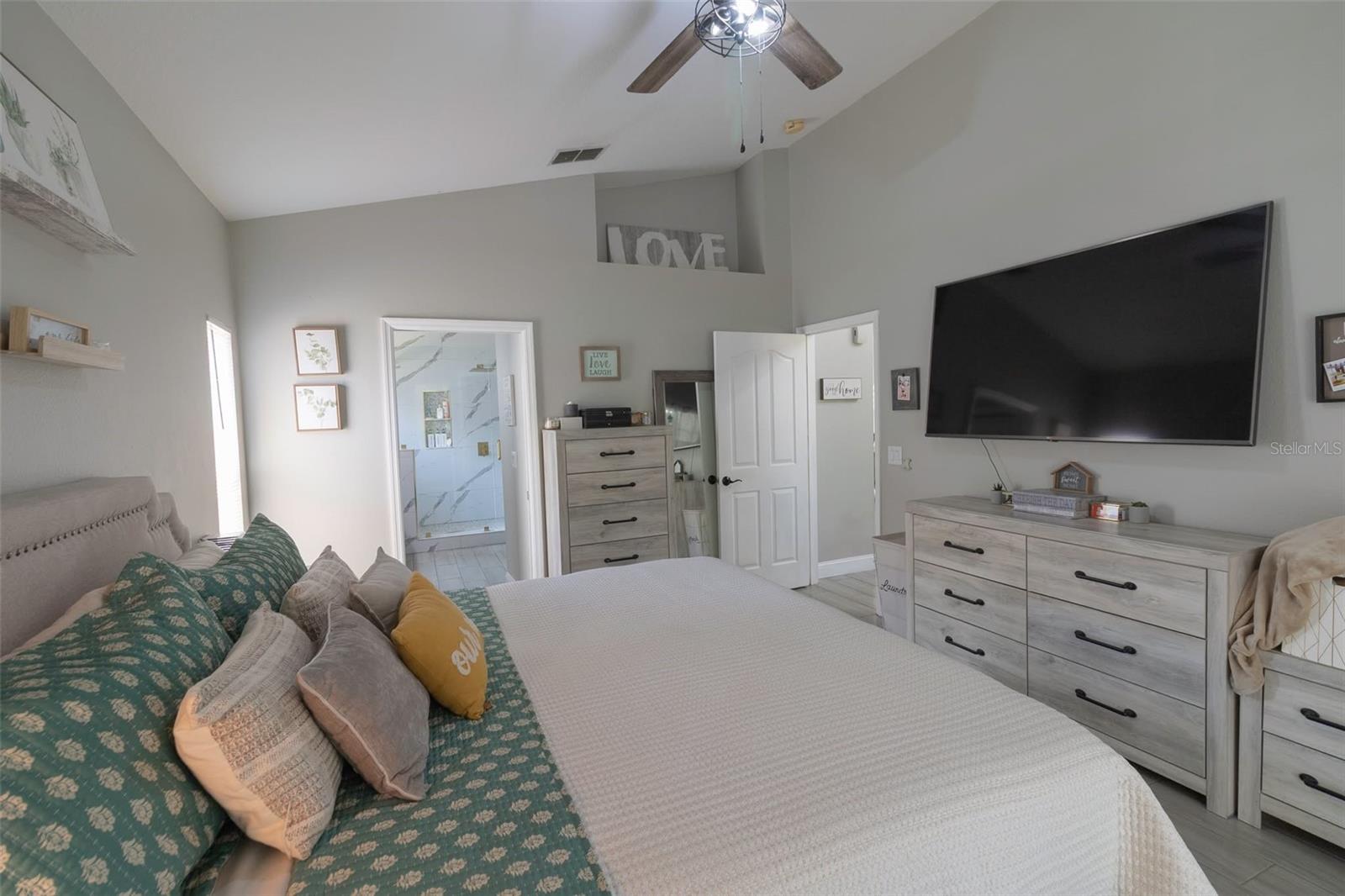 1635 Ledgestone Dr Property Photo 19