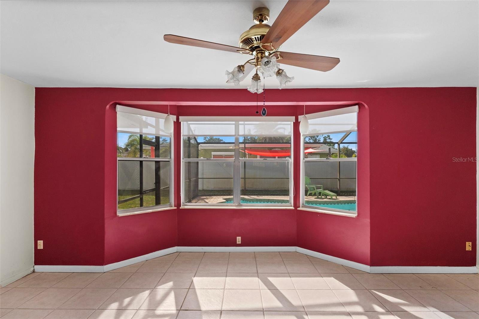 1768 Harbor Cir E Property Photo 7