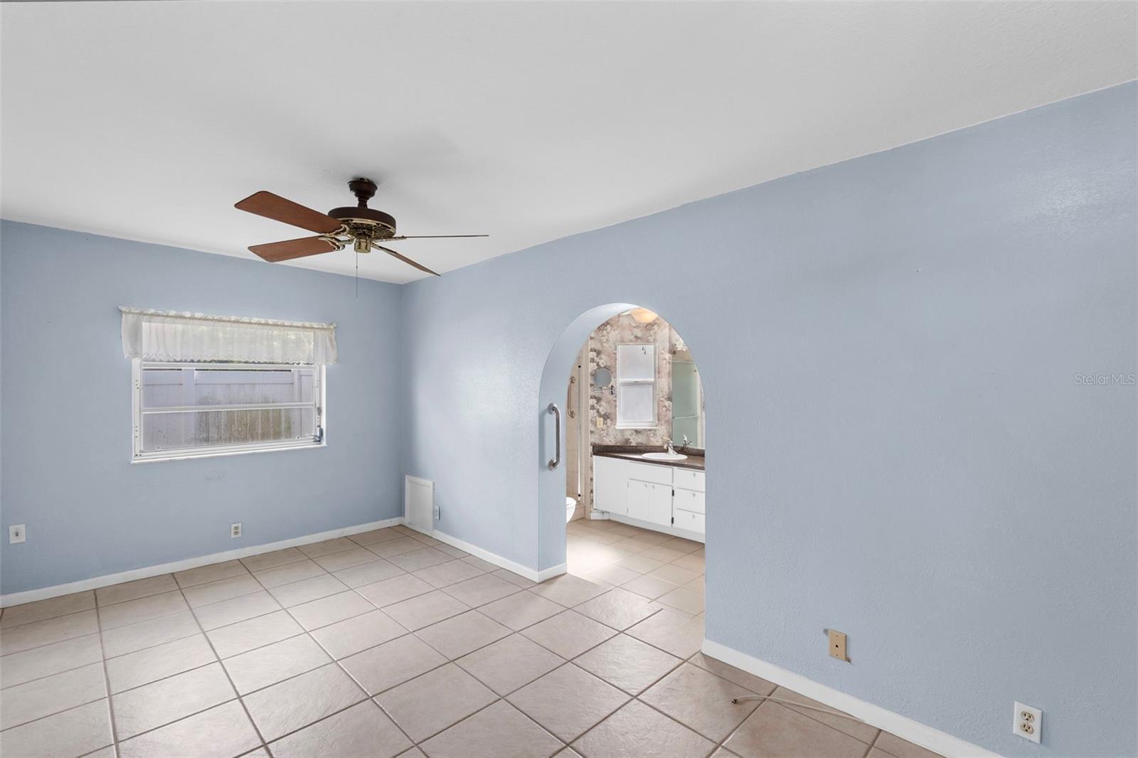 1768 Harbor Cir E Property Photo 15