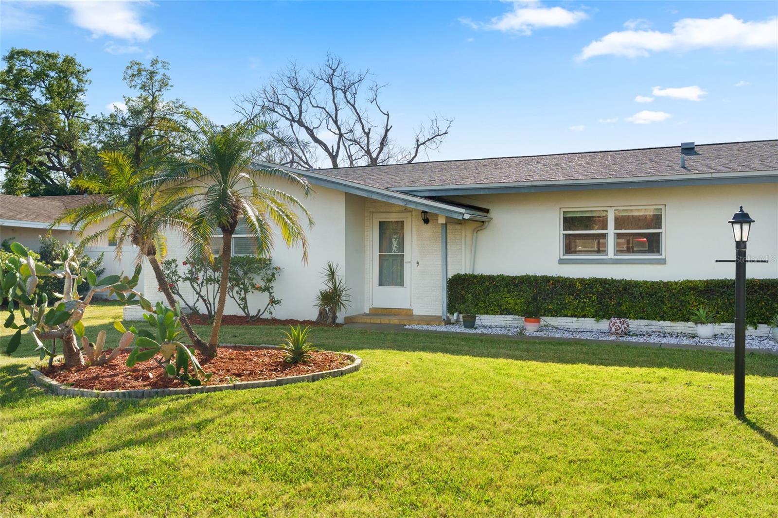 1768 Harbor Cir E Property Photo 33