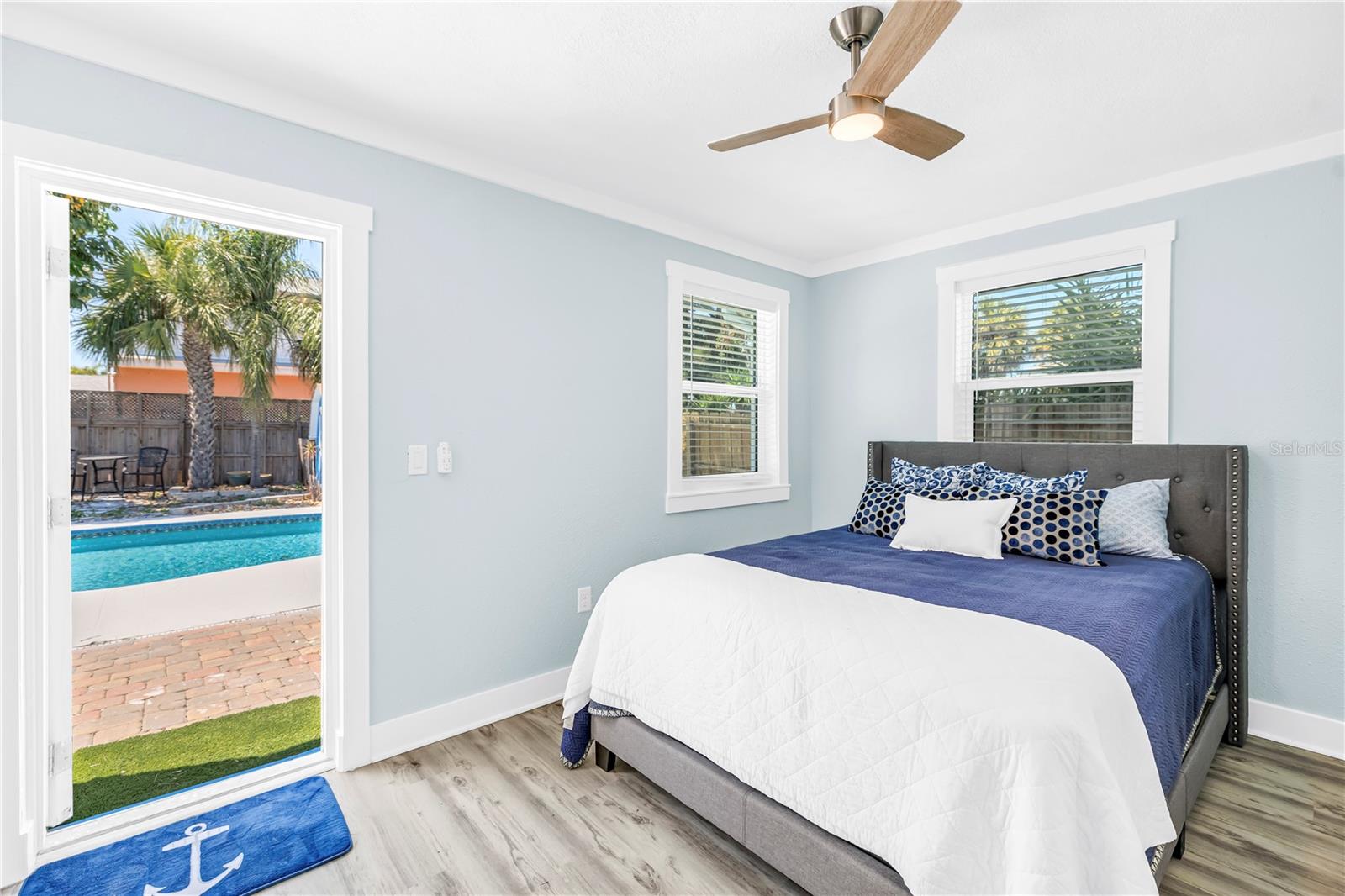 6892 Gulf Winds Dr #2 Property Photo 16