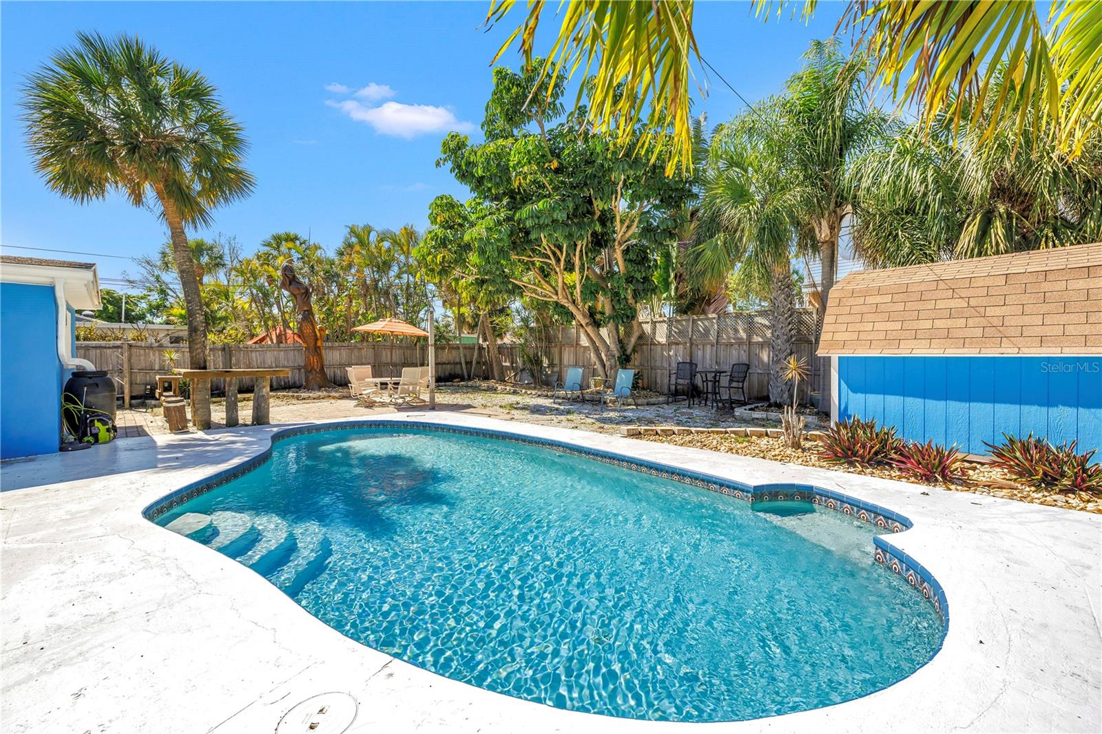 6892 Gulf Winds Dr #2 Property Photo 30