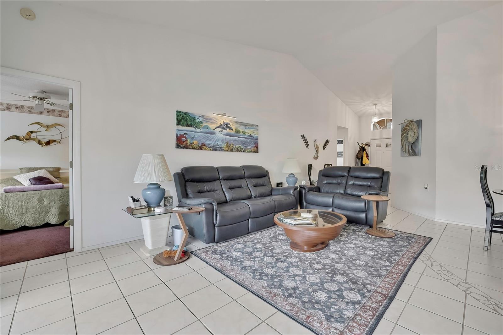 6447 Pine Walk Dr Property Photo 4