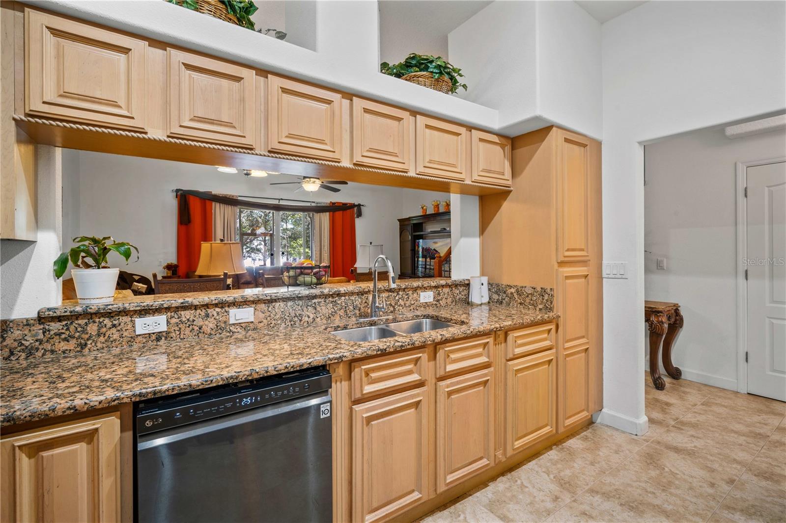 2974 Estancia Pl Property Photo 7