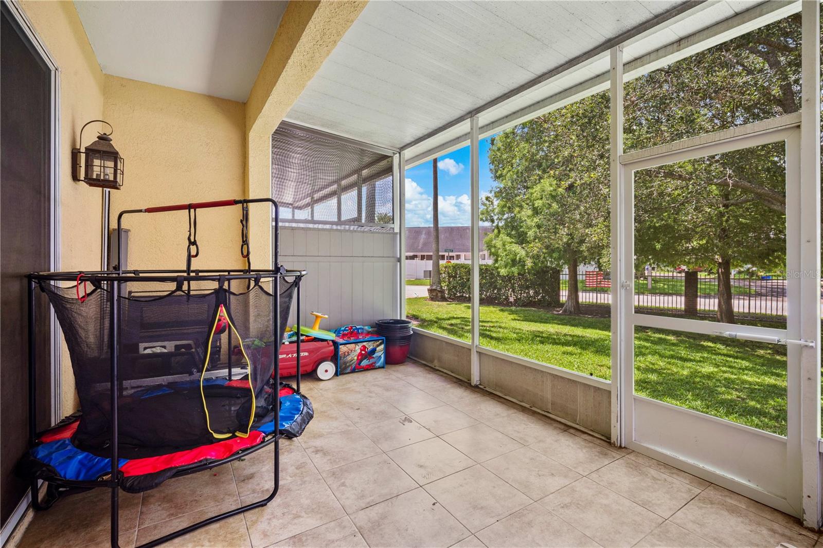 2974 Estancia Pl Property Photo 23