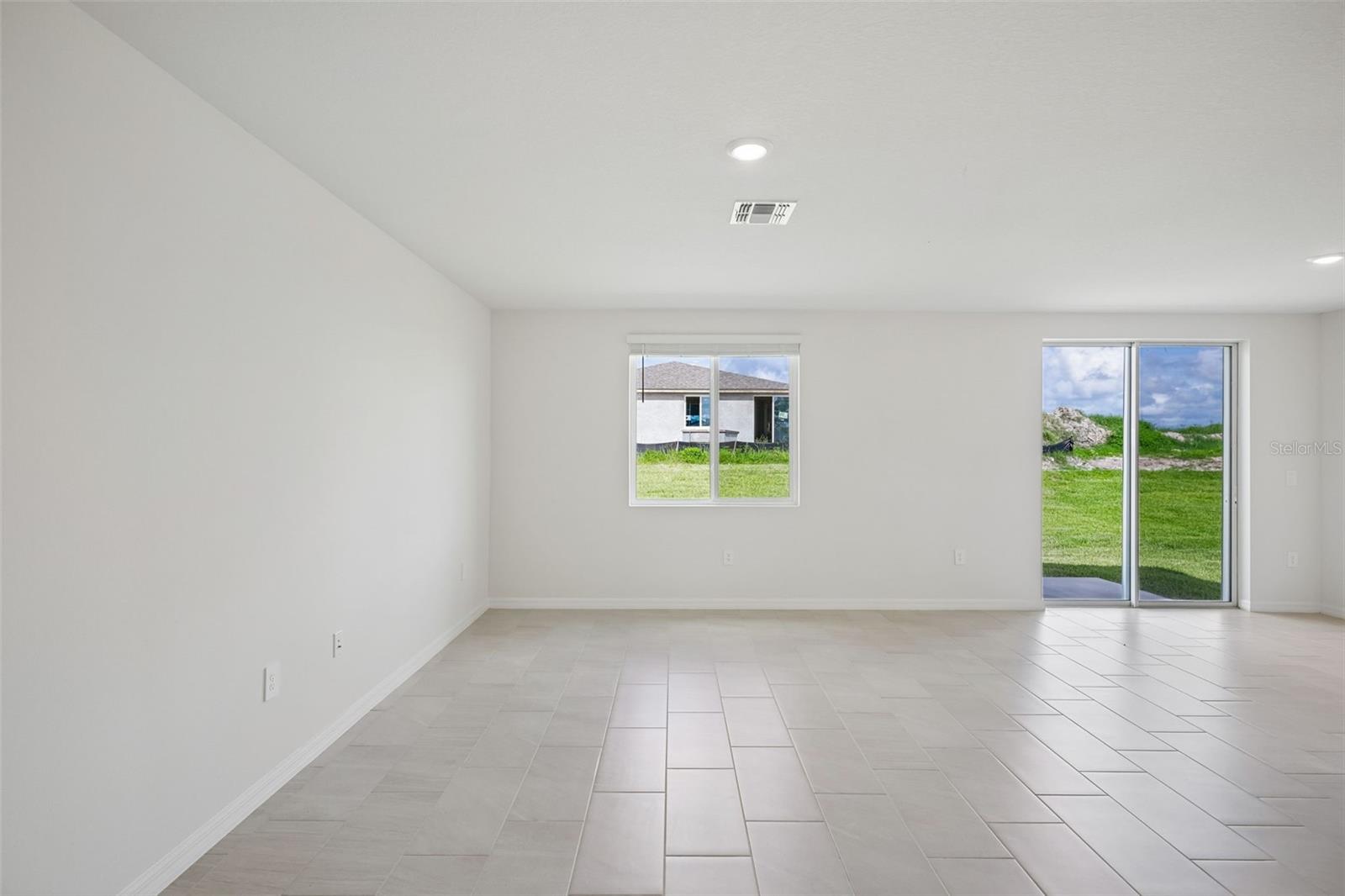 1769 Forest Run Ln Property Photo 7