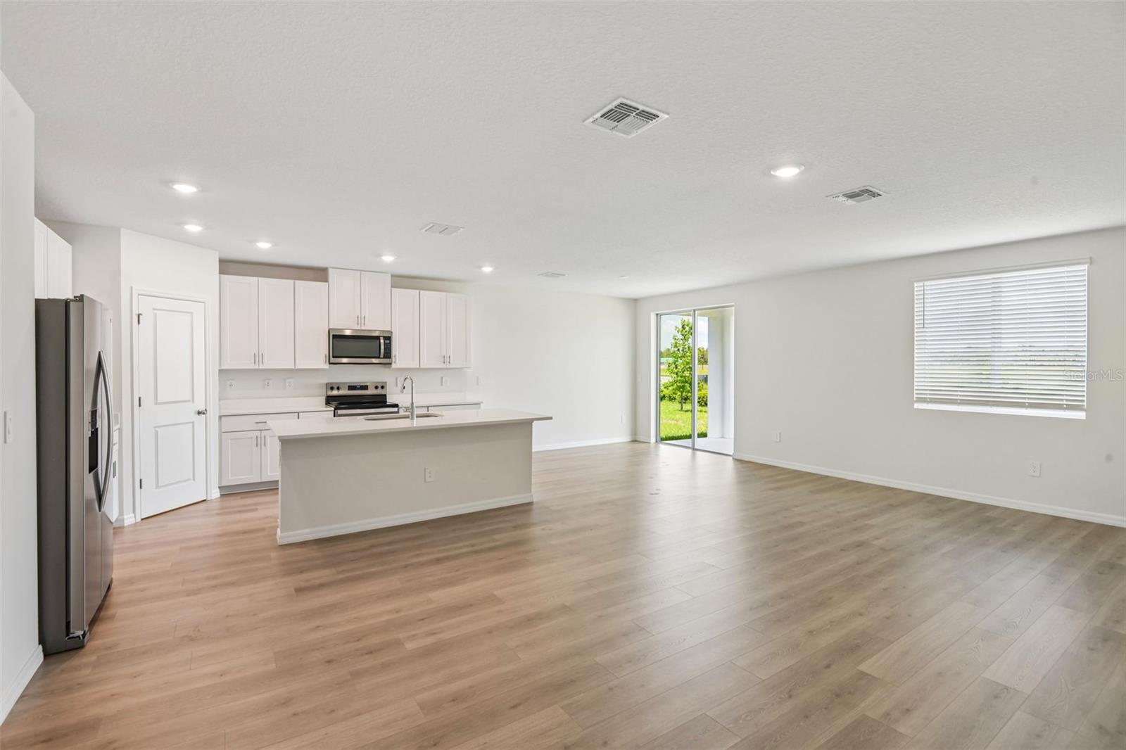 1631 Coolridge Pl Property Photo 8