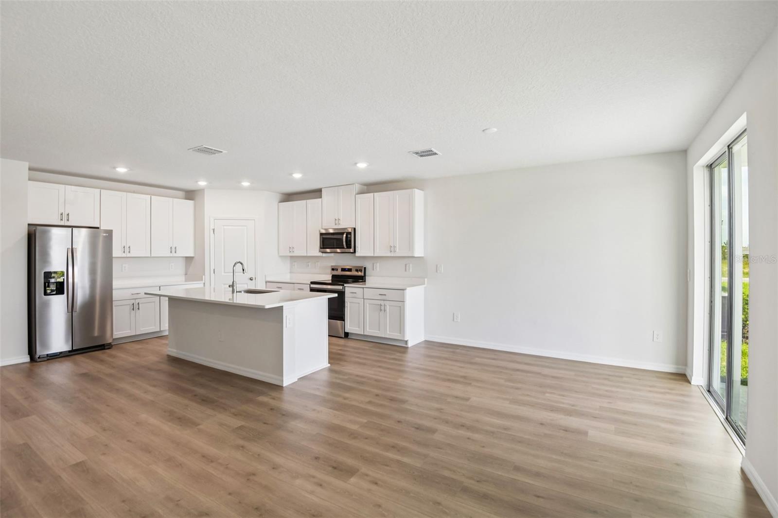 1631 Coolridge Pl Property Photo 12